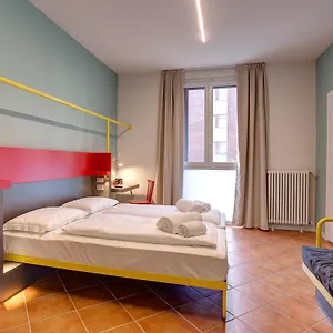 Meininger Garibaldi Milan